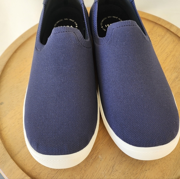 Vessi Men\'s Boardwalk Navy Slip-On Shoes Size 11 main image 8